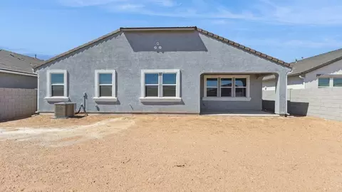 Exterior - 9648 S Caballo Dr, Apache Junction, AZ 85120 photo 4 of 16