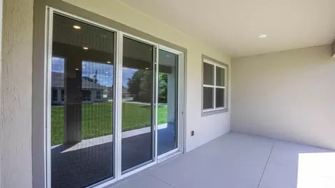 Exterior - 10238 Hexam Rd, Weeki Wachee, FL 34613 photo 7 of 10
