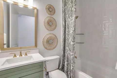 Bath - 2100 Baxter Rd, Celina, TX 75009 photo 9 of 11