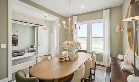 Dining - 6881 Smith Ct, Bethlehem, PA 18017 photo 4 of 6