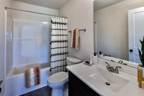Bath - 105 Bottlebrush Grove Court Cottleville Mo 63304, Cottleville, MO 63304 photo 3 of 3