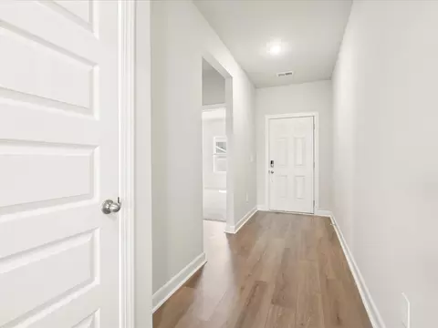 508 Cozy Bluff Rd, Spartanburg, SC 29301