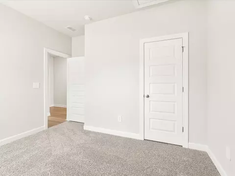 508 Cozy Bluff Rd, Spartanburg, SC 29301