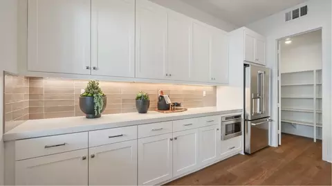 Kitchen - 259 Waterfowl, Irvine, CA 92618 photo 3 of 4