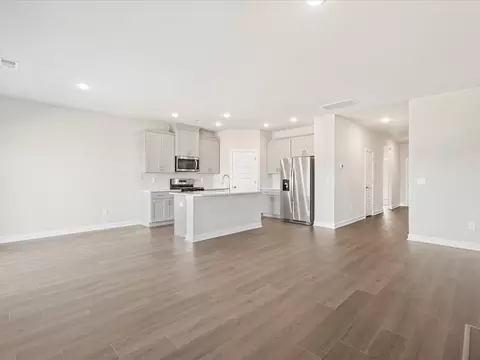 508 Cozy Bluff Rd, Spartanburg, SC 29301