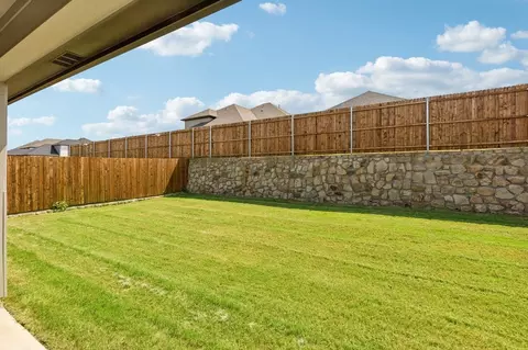 Exterior - 804 Rockcloud Dr, Haslet, TX 76052 photo 16 of 20