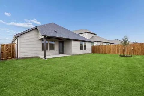 Exterior - 804 Rockcloud Dr, Haslet, TX 76052 photo 8 of 20