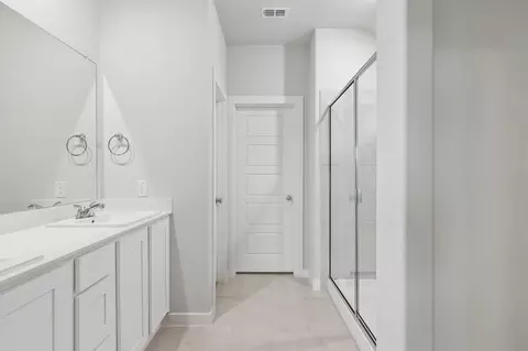 Entry Way - 804 Rockcloud Dr, Haslet, TX 76052 photo 2 of 6