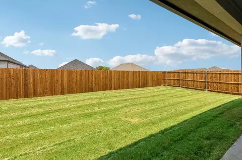 Exterior - 804 Rockcloud Dr, Haslet, TX 76052 photo 14 of 20
