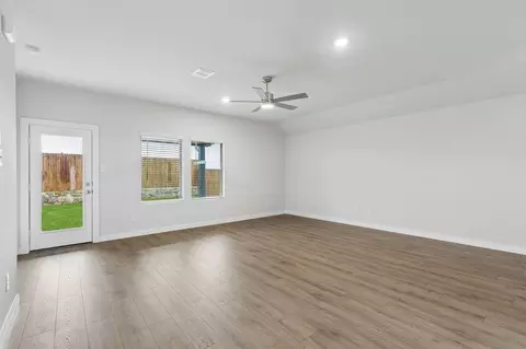 Living - 804 Rockcloud Dr, Haslet, TX 76052 photo 3 of 11