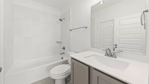 Bath - 2712 Pinnacle Pl, Corinth, TX 76210 photo 6 of 12