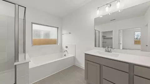 Bath - 2712 Pinnacle Pl, Corinth, TX 76210 photo 4 of 12