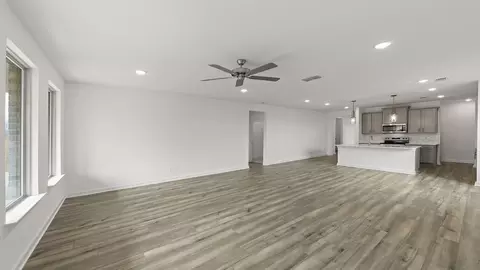 Living - 2712 Pinnacle Pl, Corinth, TX 76210 photo 4 of 8