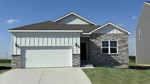 25218 W 177th Ter, Gardner, KS 66030