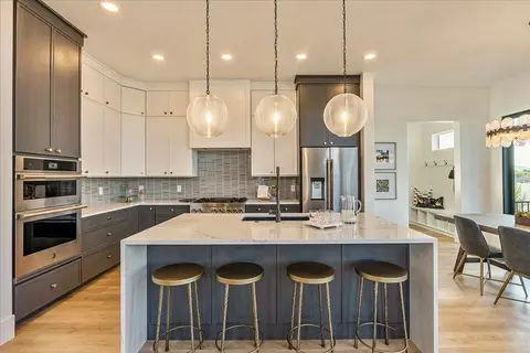 Kitchen - 2458 W Aurora Ave, Mapleton, UT 84664 photo 1 of 6