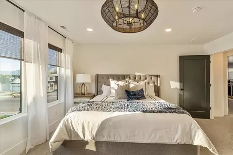 Bedroom - 2458 W Aurora Ave, Mapleton, UT 84664 photo 4 of 8
