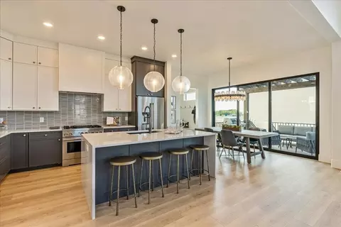 Kitchen - 2458 W Aurora Ave, Mapleton, UT 84664 photo 2 of 6