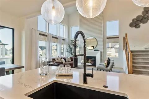 Kitchen - 2458 W Aurora Ave, Mapleton, UT 84664 photo 6 of 6