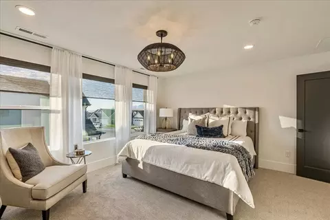 Bedroom - 2458 W Aurora Ave, Mapleton, UT 84664 photo 2 of 8