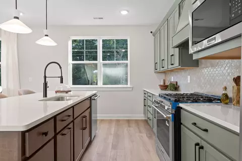 Kitchen - 9319 Orrin Ave, Ooltewah, TN 37363 photo 2 of 8