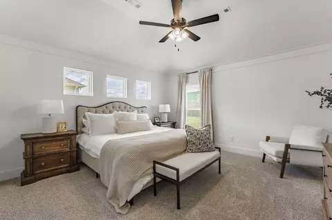 Bedroom - 805 Klenc Rd, Springdale, AR 72762 photo 10 of 11
