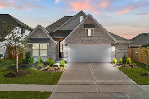 Exterior - 407 Aztec Cave Dr, New Caney, TX 77357 photo 2 of 8