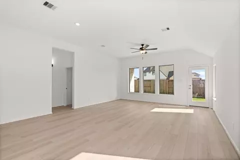 Living - 407 Aztec Cave Dr, New Caney, TX 77357 photo 2 of 6