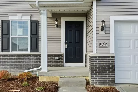 Exterior - 6874 E 103rd Ln, Winfield, IN 46307 photo 2 of 4