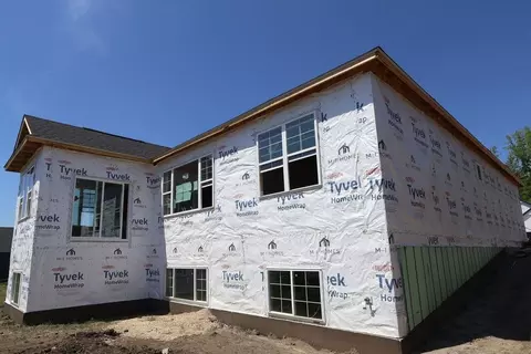 7586 201st St W, Lakeville, MN 55044
