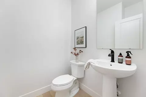 Bath - 6623 W Sollas Dr, Eagle, ID 83616 photo 1 of 4