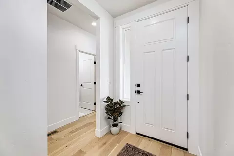 Entry Way - 6623 W Sollas Dr, Eagle, ID 83616 photo 2 of 3
