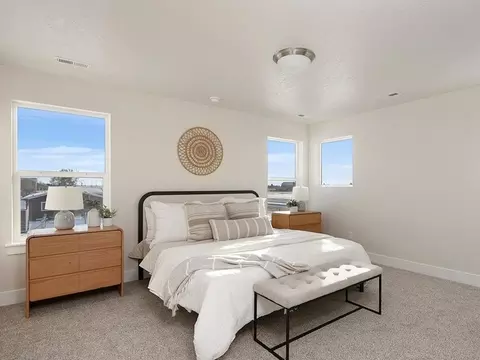Bedroom - 5945 N Static Line A, Meridian, ID 83646 photo 2 of 3