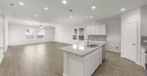 Other - 1806 Apache Cir, Cleburne, TX 76033 photo 3 of 24