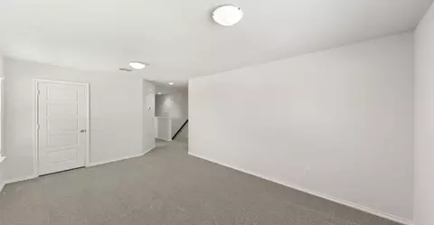 Entry Way - 1806 Apache Cir, Cleburne, TX 76033 photo 5 of 14