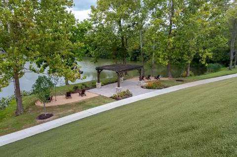 View/Area - 1330 Trailhead Pl, Harrison, OH 45030 photo 1 of 7
