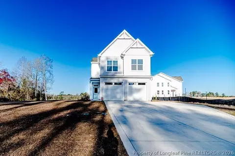 577 Union St, Raeford, NC 28376
