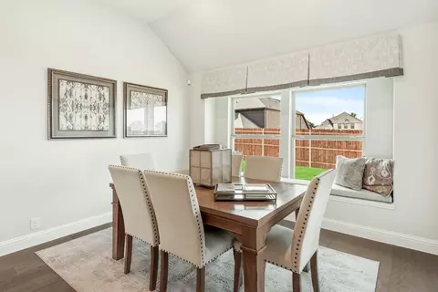 Dining - 2006 Portrush Ln, Venus, TX 76084 photo 3 of 6