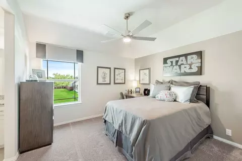 Bedroom - 2006 Portrush Ln, Venus, TX 76084 photo 4 of 7
