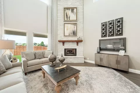 Living - 2006 Portrush Ln, Venus, TX 76084 photo 1 of 7