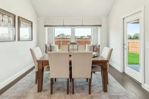 Dining - 2006 Portrush Ln, Venus, TX 76084 photo 4 of 6