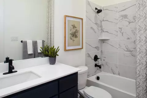 Bath - 1812 Casting Rdg, Mesquite, TX 75181 photo 3 of 5