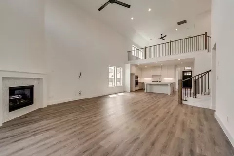 Living - 1812 Casting Rdg, Mesquite, TX 75181 photo 2 of 5