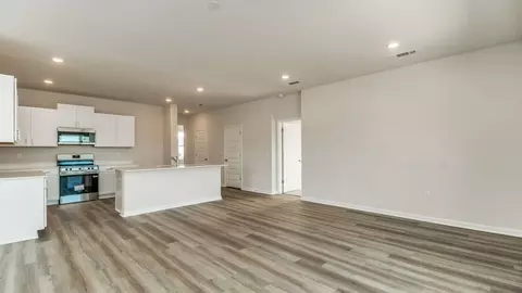 Living - 8605 Tarsus Dr, Milton, FL 32583 photo 5 of 6