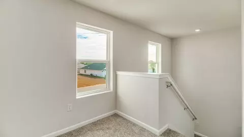 Entry Way - 8605 Tarsus Dr, Milton, FL 32583 photo 4 of 9