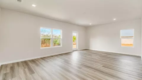 Living - 8605 Tarsus Dr, Milton, FL 32583 photo 1 of 6