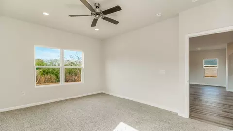 Bedroom - 8605 Tarsus Dr, Milton, FL 32583 photo 4 of 21