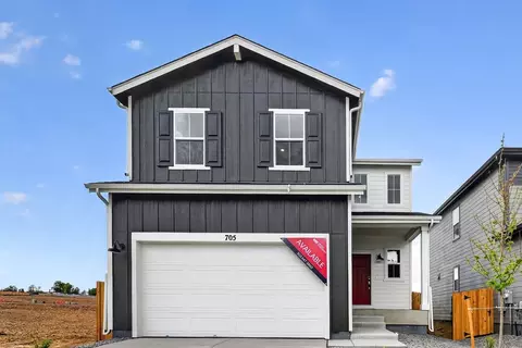 705 96th Avenue Pl, Greeley, CO 80634