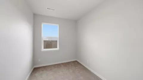 Bedroom - 21217 SE Pelee Dr, Bend, OR 97702 photo 1 of 12