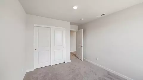 Bedroom - 21217 SE Pelee Dr, Bend, OR 97702 photo 5 of 12