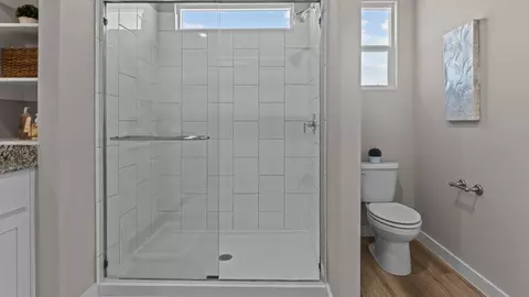 Bath - 2302 Continental Ave, Abilene, TX 79601 photo 4 of 5